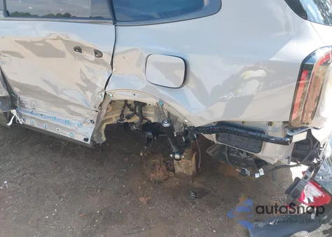 2025 Kia Telluride Sx X-Line z USA, uszkodzony, nr VIN 5XYP5DGC1SG626547